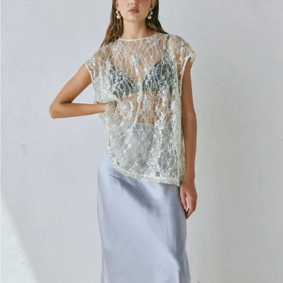 VRG GRL Devyn Sequin Top - Picture 3 of 3